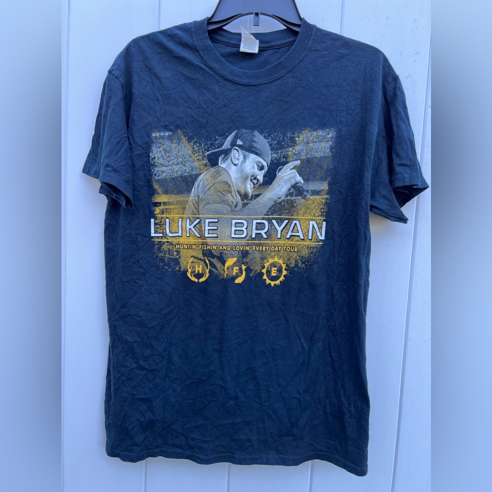 Luke Bryan T-Shirt Men's Size Med Black Hunting Fishing Lovin Tour 2017